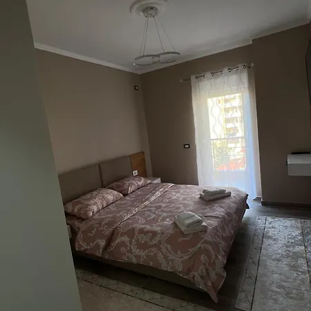 Eden's Apartment *