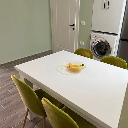 Apartment Eden's *